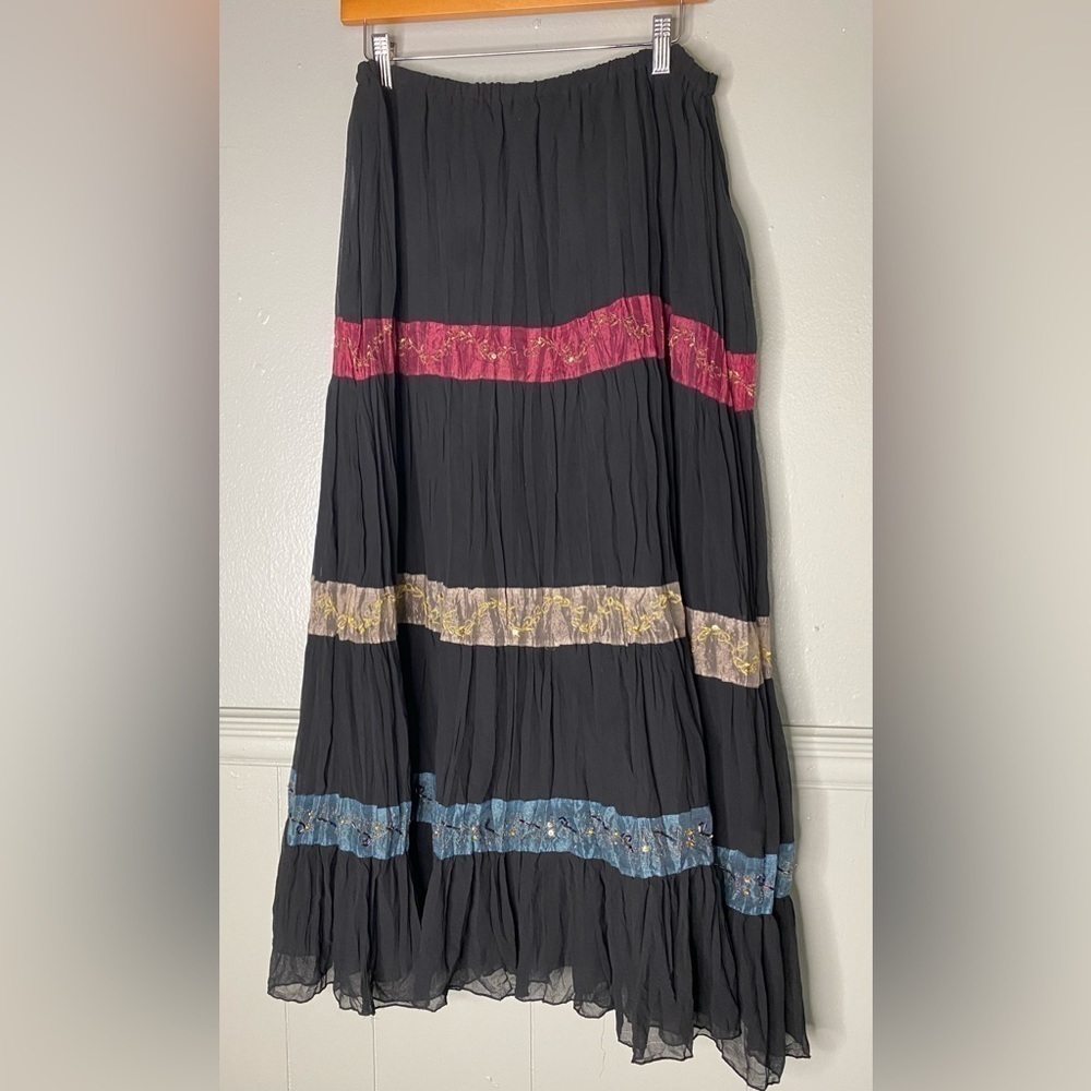 Lipstick Womens Size Medium Black Pleaded Fully Lined Gypsy Broom Maxi Skirt